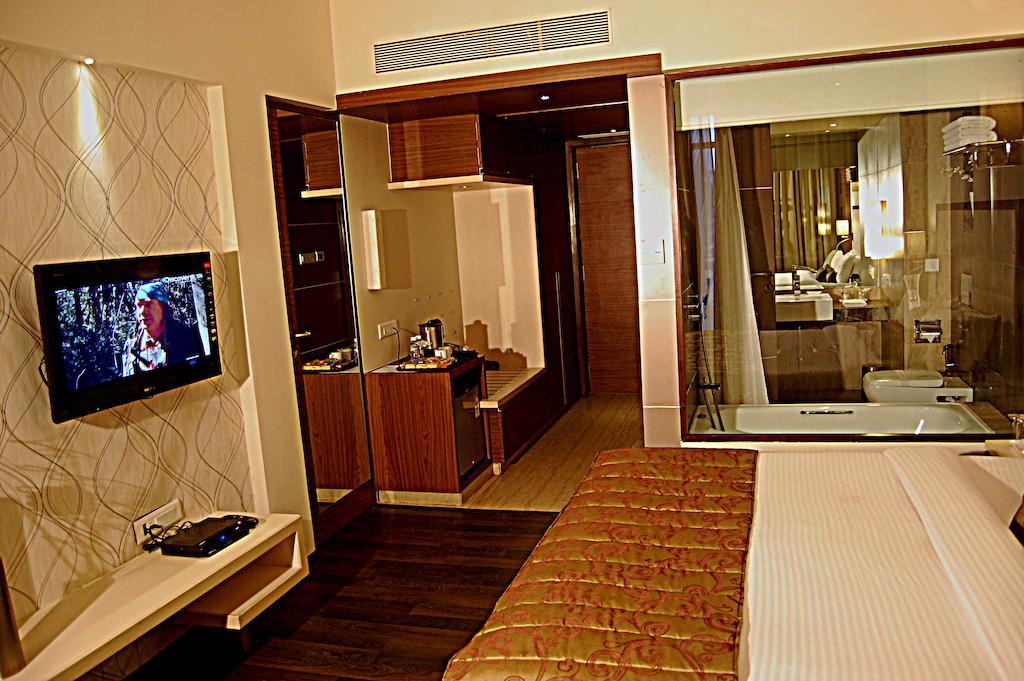 Sentosa Resorts & Water Park Chinchvad Room photo